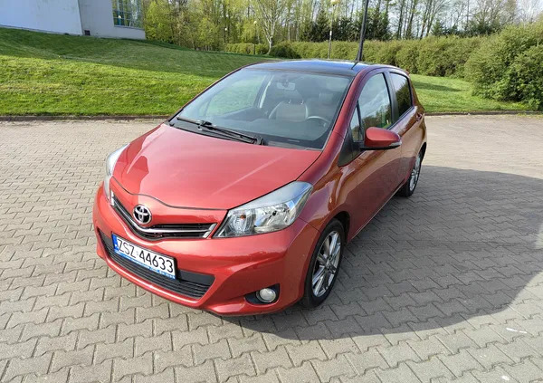 toyota szczecinek Toyota Yaris cena 34600 przebieg: 105000, rok produkcji 2011 z Szczecinek